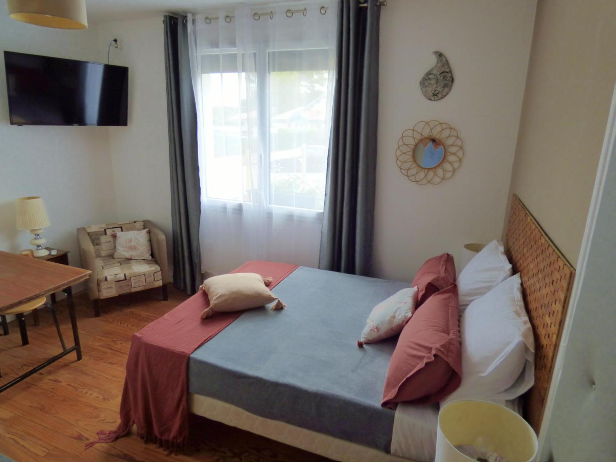 "Les Logis D'Argent" Chambre D'Hote Avec Wc, Sdb, Tv, Wifi, Option Petit Dejeuner , Parking Мимизан-Плаж Экстерьер фото